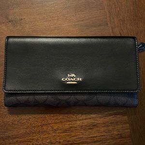 Coach slim snap wallet